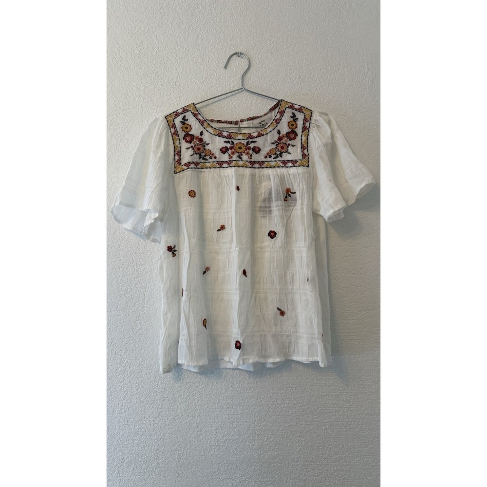 Floral Embroidered White Blouse Lightweight Size Small - Picture 1 of 10